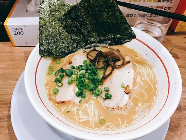 「ラーメン(バリかた)680円」@麺場 絆1048の写真