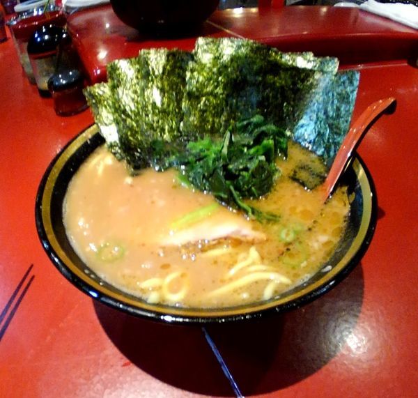 「醤油豚骨ラーメン(海苔増し)」@厚木家の写真