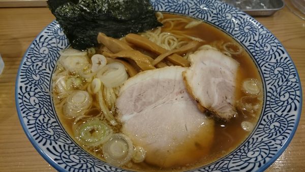 「中華そば（730円）＋大盛り（120円）」@中華そば 笑歩の写真