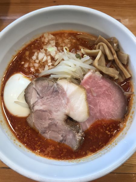 「辛いらーめん」@麺笑 コムギの夢の写真