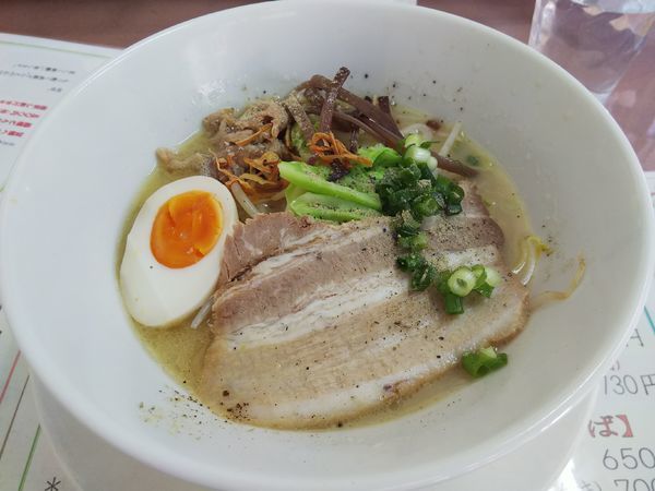 「せごどんラーメン　（大盛り）」@さつまラーメン 西郷どんの写真