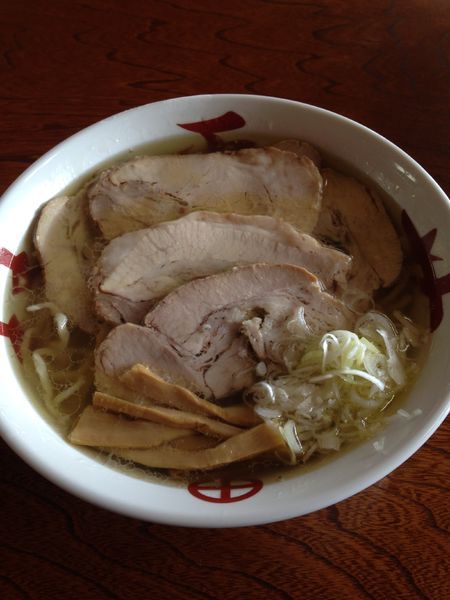 「中華そば 塩 チャーシュー 930円」@中華そば処 琴平荘の写真