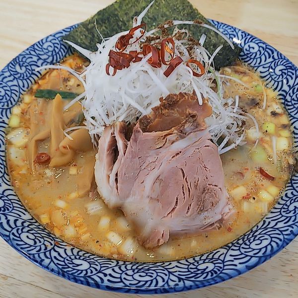 「【期間限定】酸辛担麺（辛め）」@中華そば専門 とんちぼの写真