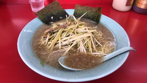 「ネギラーメン 大盛」@ラーメンショップ椿 河内店の写真