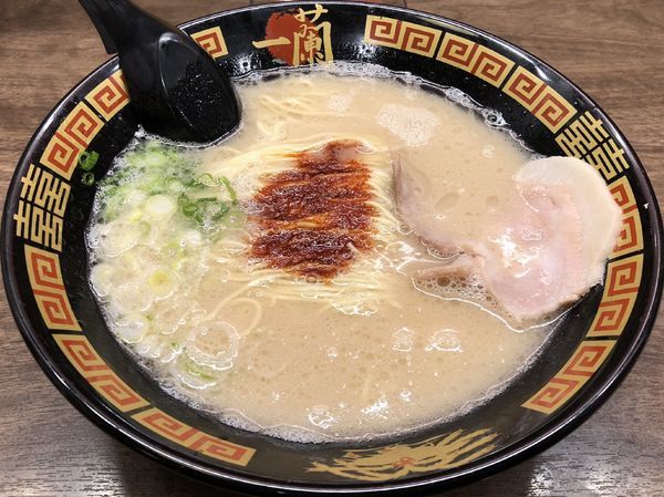「天然とんこつラーメン」@一蘭 梅田阪急東通店の写真
