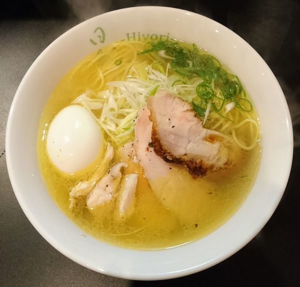 「特製鶏そば(塩)」@鶏そば 日和-Hiyori-の写真