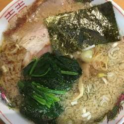 コテコテ中華そば 700円（ほうれん草+100円）