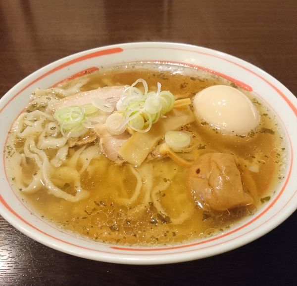 「梅ラーメン どろたま」@手打ラーメン 優の写真