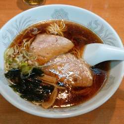 Bセット(醤油ラーメン＋餃子5ｹ)¥850-