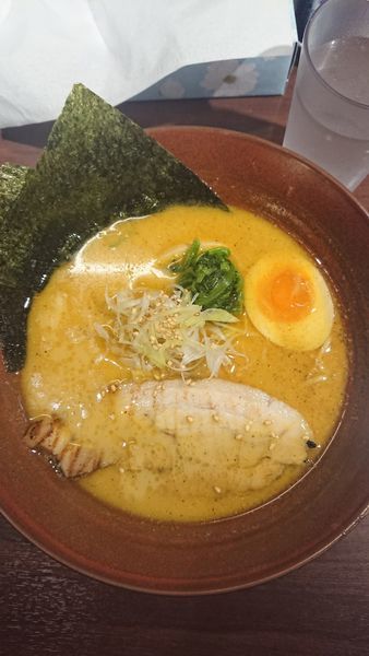 「カレーらぁ麺」@しゅういち 恵比寿店の写真