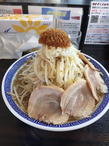 「角ふじ麺かつお、大盛りこぶたトッピング」@山勝 角ふじ 金沢店の写真