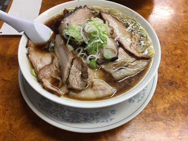 「肉多い醤油ラーメン」@かし亀の写真