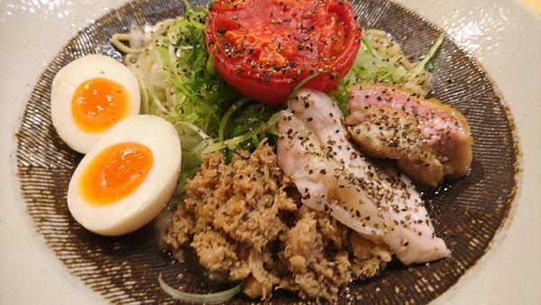 「地鶏あぶらそば＋シュウマイ」@饗 くろ㐂の写真