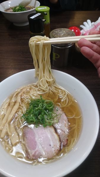 「塩ラーメン　￥680-」@かしわぎの写真