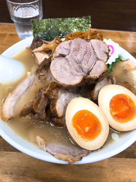「塩チャーシューメン＋味玉＋賄い肉」@オランダ軒の写真