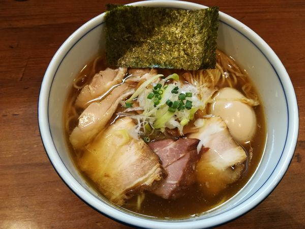 「醤油ラーメン全部入り1000」@麺処 びぎ屋の写真