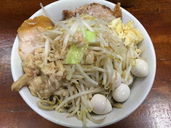 「小ラーメンうずらヤサイニンニクアブラ」@蓮爾 新町一丁目店の写真