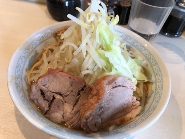 「ラーメン750円あぶらやさい」@らーめん 陸 尾山台店の写真