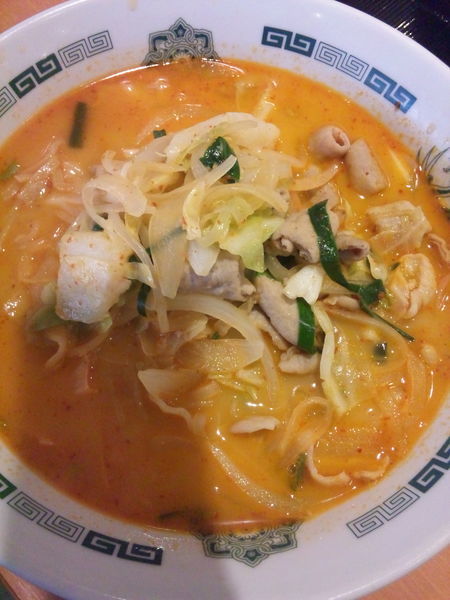 「モツ野菜ラーメン610円」@日高屋 草加西口店の写真