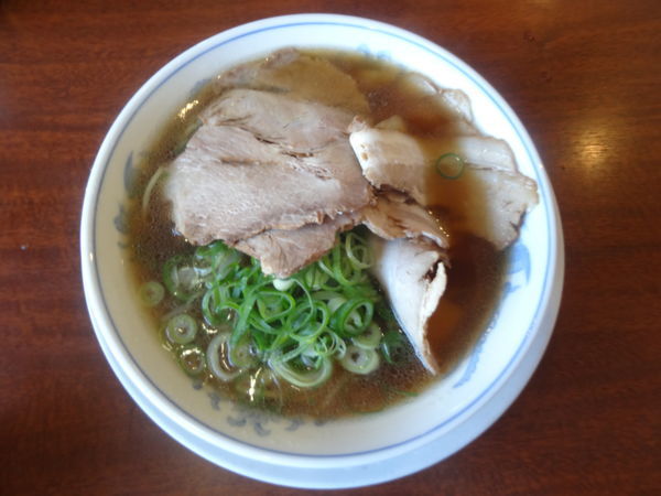 「ラーメン（＋チャーシュー）」@金の豚の写真