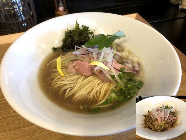 「金煮干しそば（800円）＋花椒玉（300円）」@麺's キッチン RIRIの写真