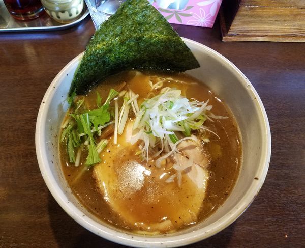 「無尽蔵醤油らーめん」@麺屋 無尽蔵の写真