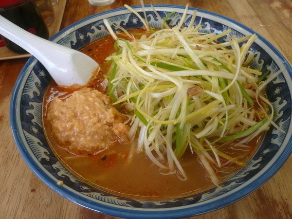 「ラージャンめん（味噌、5倍、ねぎ増し）」@九州ラーメン 桜島 京王店の写真