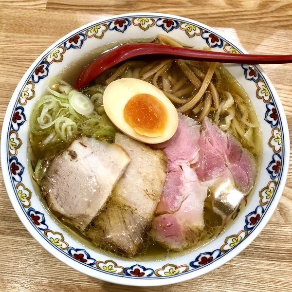 「【限定】煮干と浅利と椎茸と鮪の中華そば肉増し￥950」@くじら食堂 nonowa東小金井店の写真