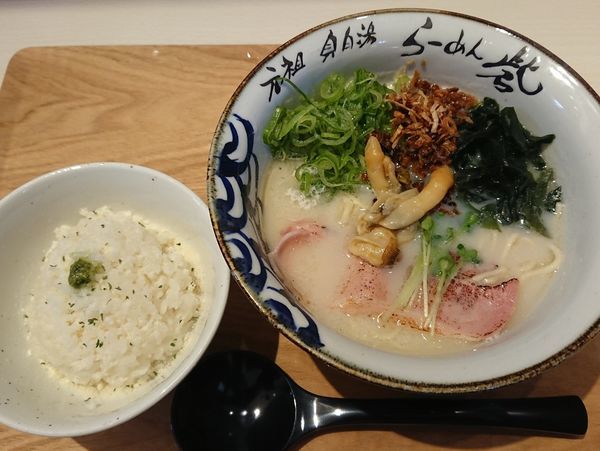 「砦らーめん＋ダンクライス（バジル&チーズ）」@らーめん砦 亀有店の写真