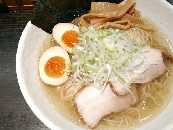 「塩（大盛）＋贅沢のせ」@中華蕎麦きみのの写真