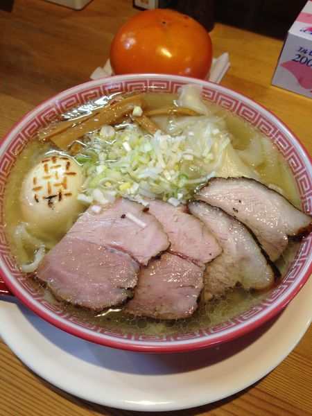 「特製中華そば 塩 880円」@麺切り 白流の写真