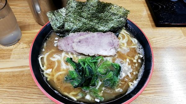 「ラーメン（麺かため）」@麺家 紫極の写真