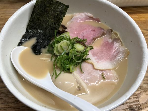 「特製豚骨ラーメン」@麺や 福一の写真