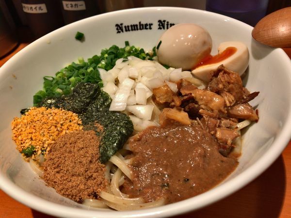 「油そば＋味玉」@麺Dining Number Nine 09の写真