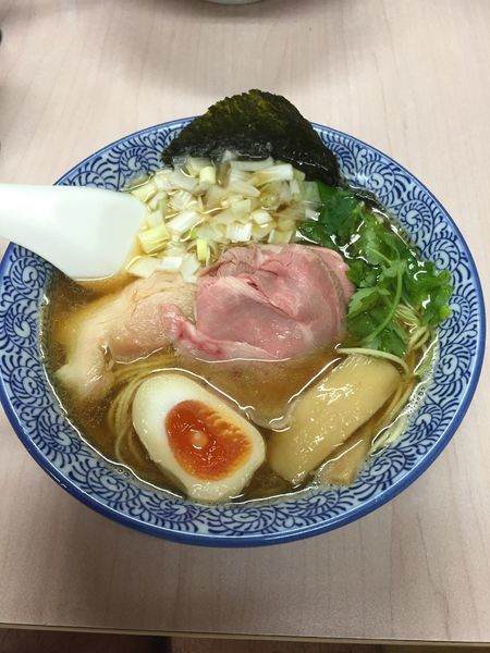 「煮干しそば 白醤油」@中華そば よしかわの写真