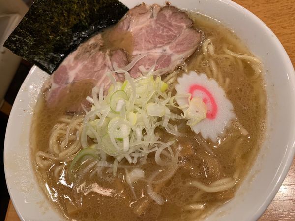 「濃厚鶏豚ラーメン800円」@自家製熟成麺 吉岡の写真
