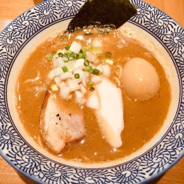 「濃厚中華そば  半麺 味玉サービス 780円」@中華そば 蓮の写真