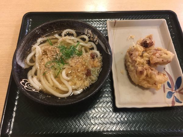 「かけ(小)¥130+げそ天¥170」@はなまるうどん 春日部店の写真