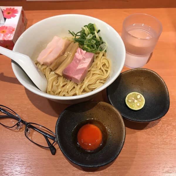 「まぜそば」@らぁ麺 はやし田 池袋店の写真