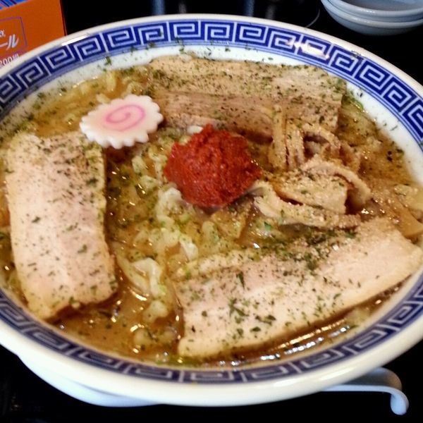 「辛味噌ラーメン」@からみそラーメンふくろう 名駅店の写真