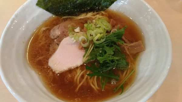 「丸鶏中華そば」@中華蕎麦 円雀の写真