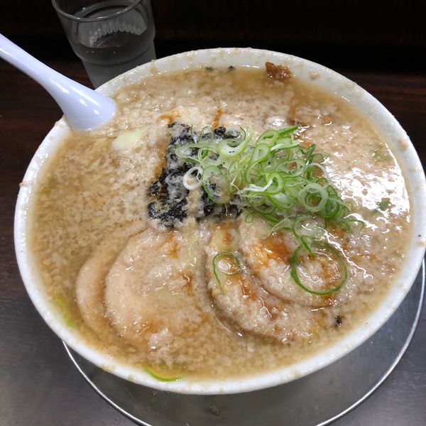 「チャーシュー麺＋大盛り（大油）」@らーめん潤 蒲田店の写真