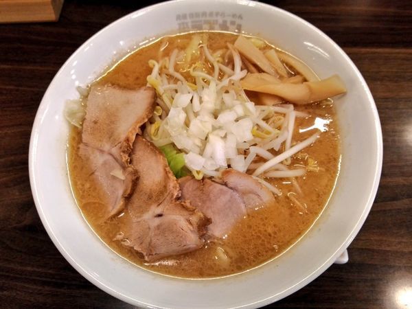 「期間限定 札幌風味噌らーめん」@ラブメン 本店の写真