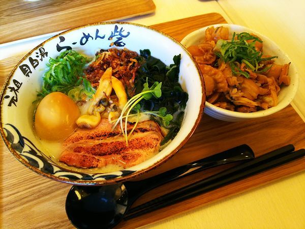 「砦らーめん＋丼」@らーめん砦 亀有店の写真