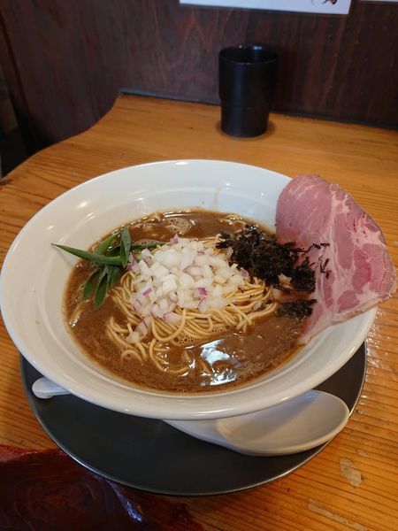 「限定B 濃厚煮干豚骨ラーメン」@煮干し豚骨らーめん専門店 六郷の写真