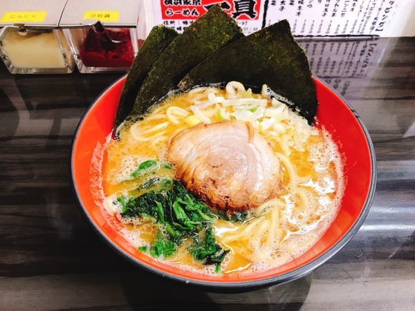 「醤油ラーメン(カタオオ)700円」@横浜家系らーめん 一真の写真