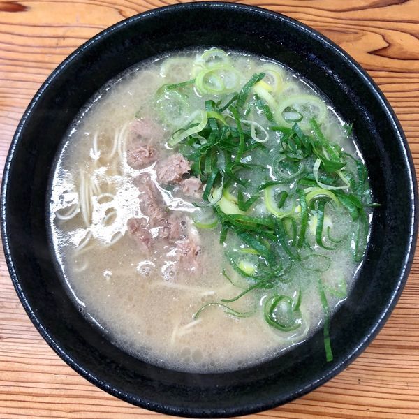 「ラーメン (500円)」@五号線沿いの元祖長浜ラーメンの写真