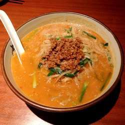 辛味噌ラーメン（税別 900円）