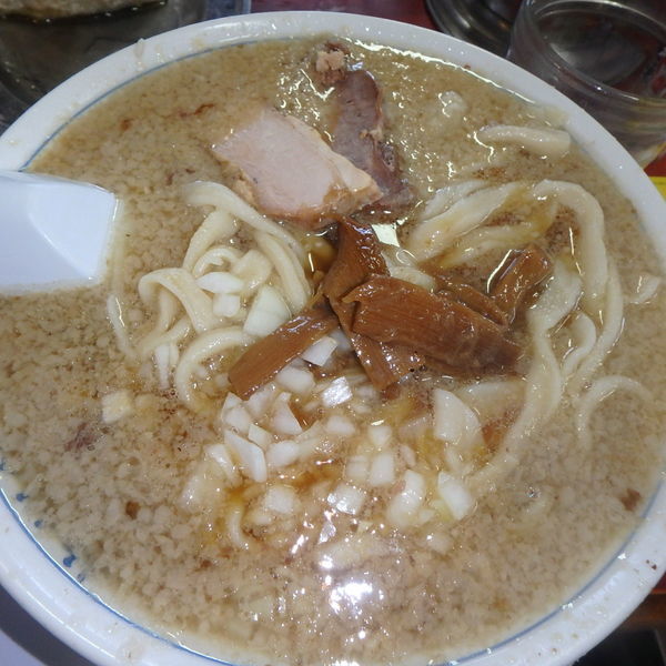 「中華そば (800円)、餃子4ケ(800円)」@杭州飯店の写真