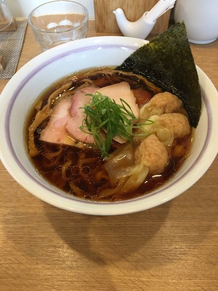 「ワンタン麺」@手打中華そば 大賀110の写真